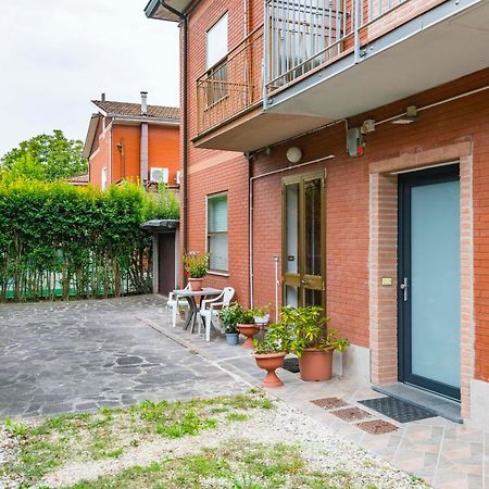 Stile E Comfort In Citta Con Wi-Fi Carpi Kültér fotó