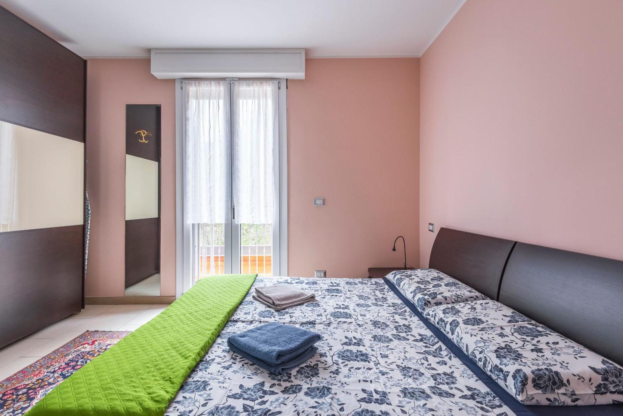 Stile E Comfort In Citta Con Wi-Fi Carpi Kültér fotó